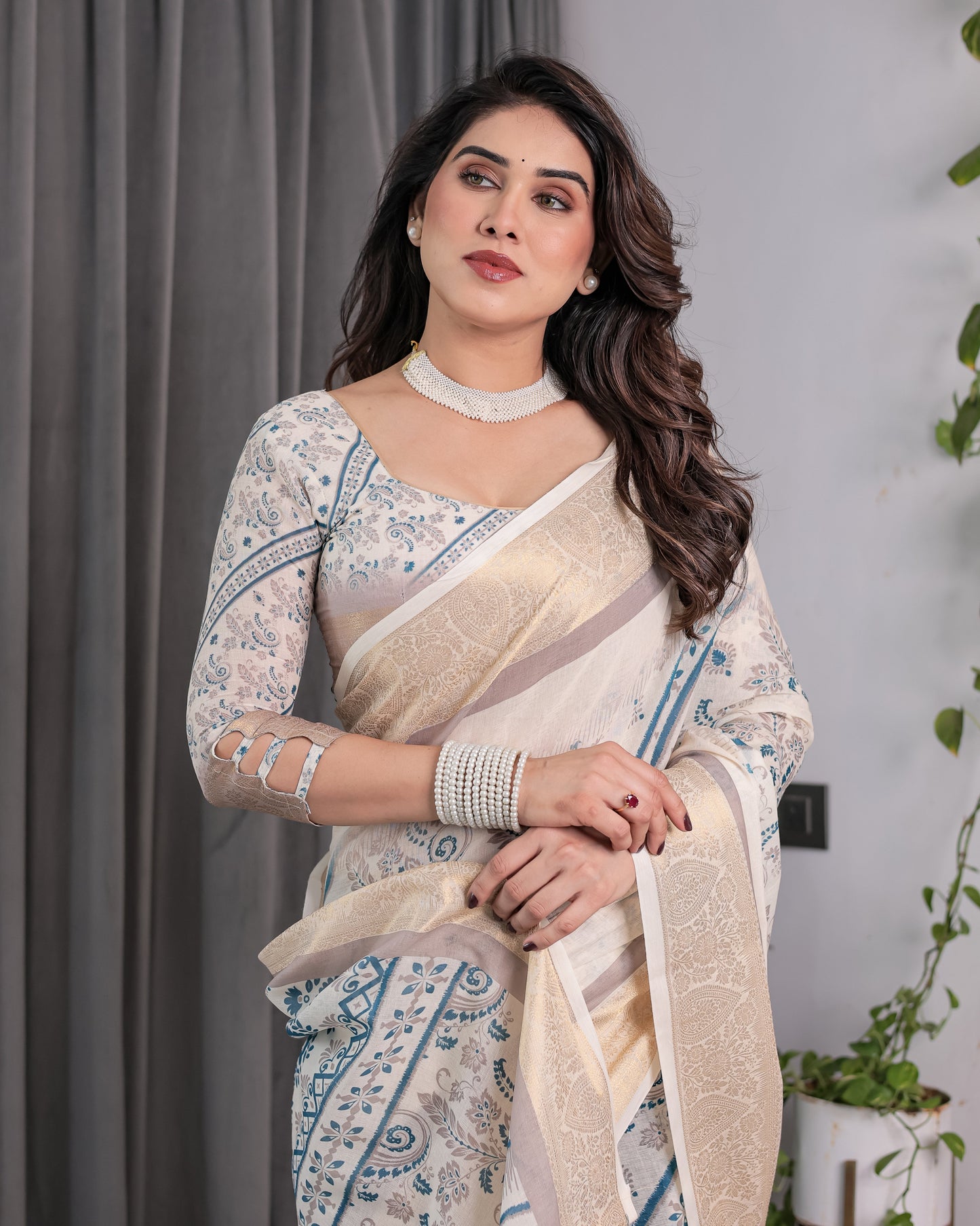 Ivory Beige Handloom Linen Saree with Teal Floral Buta & Paisley Border | Elegant Ethnic Printed Pallu & Zari Highlights | 5.5m Saree + 0.8m Blouse